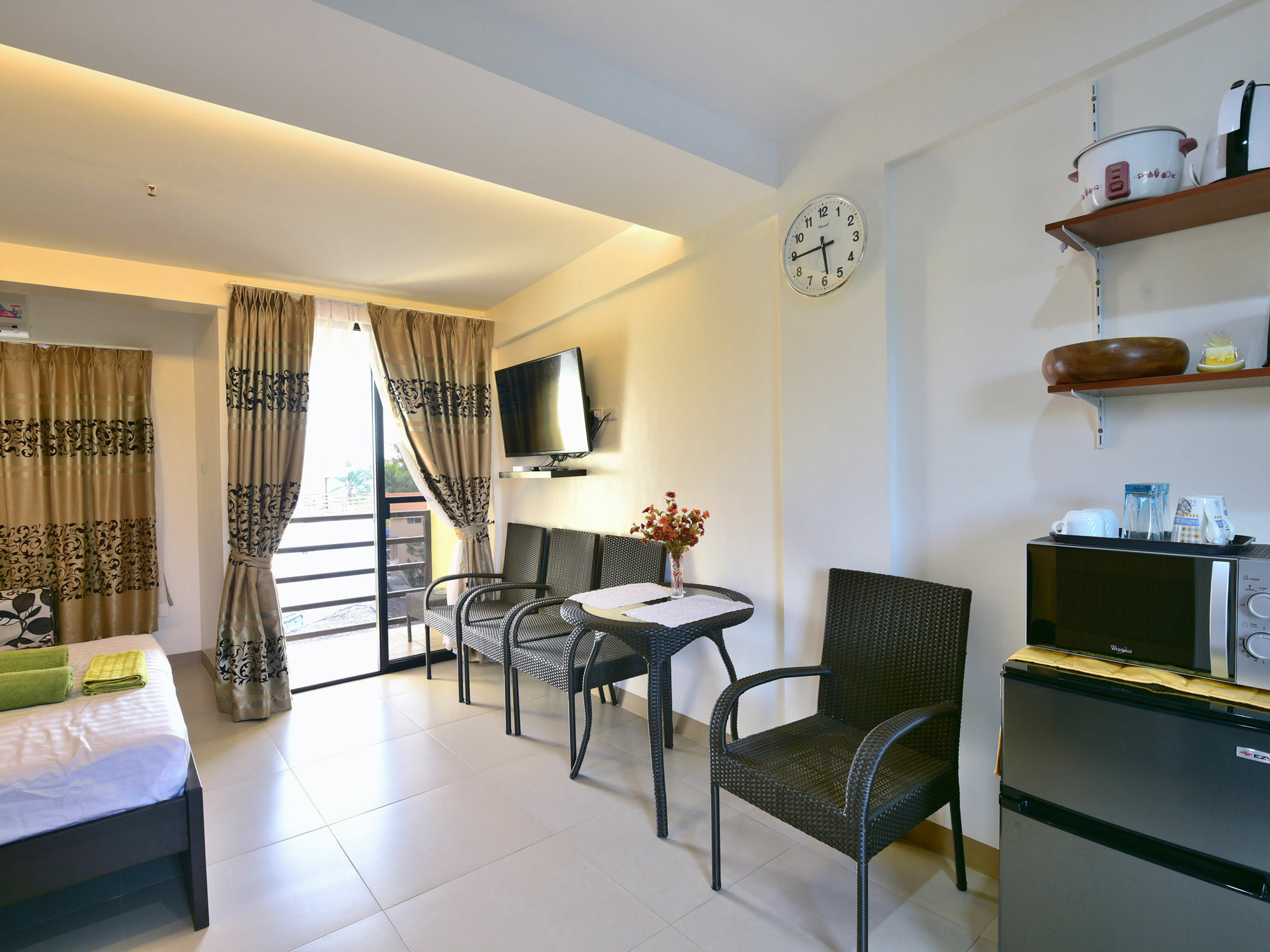 Apartment Anahaw Whitebeach
